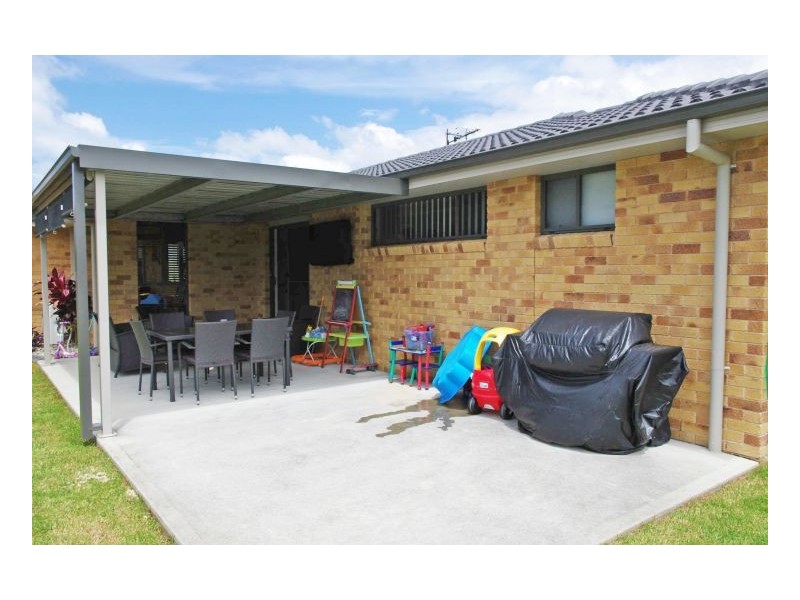14 Mackerel Way, Old Bar NSW 2430