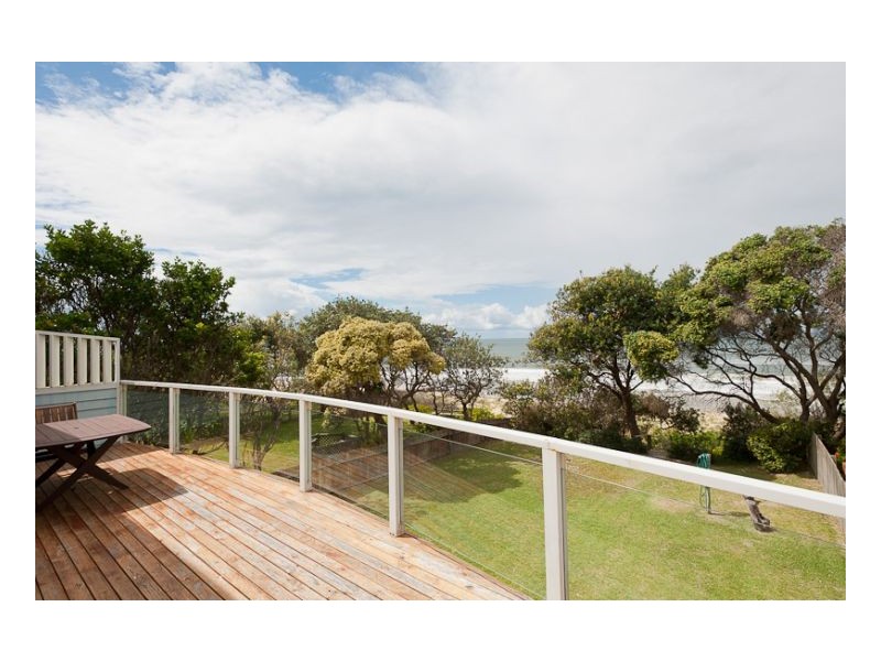 10 Lewis Street, Old Bar NSW 2430
