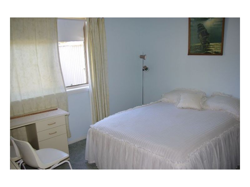 17 Berber Road, Old Bar NSW 2430