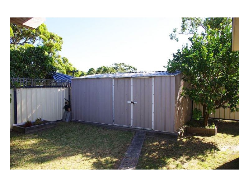 17 Berber Road, Old Bar NSW 2430