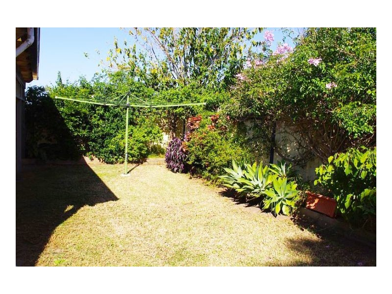 17 Berber Road, Old Bar NSW 2430