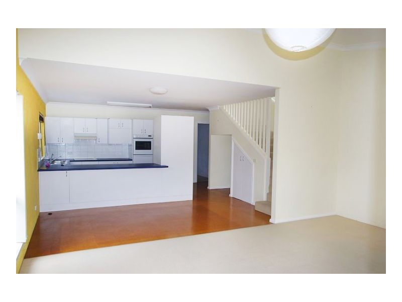 3/2 Connell Street, Old Bar NSW 2430