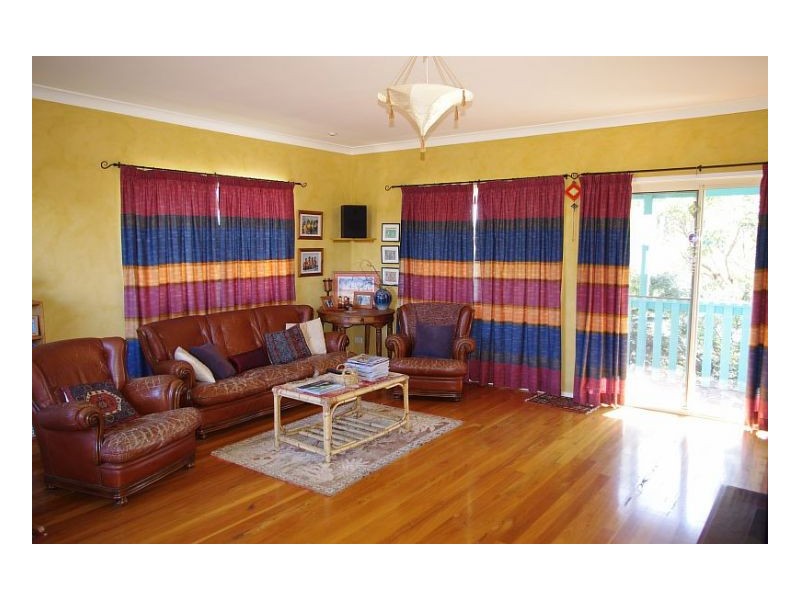 8 Pacific Street, Wallabi Point NSW 2430