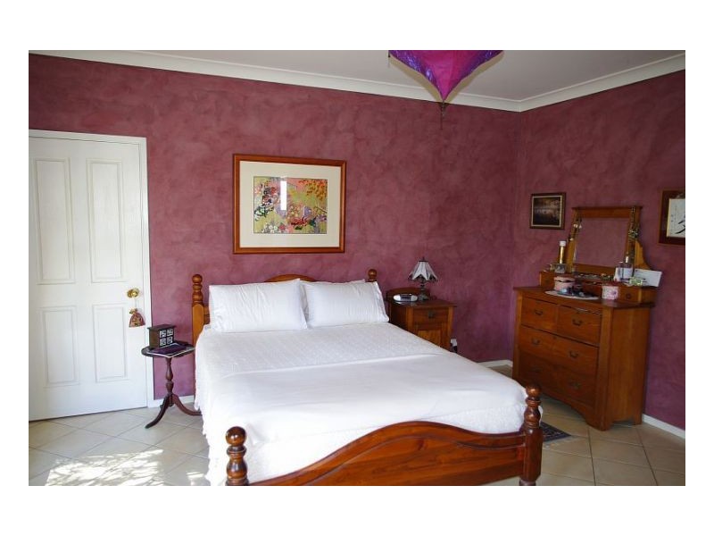 8 Pacific Street, Wallabi Point NSW 2430