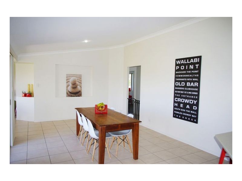 12 Shantull Drive, Wallabi Point NSW 2430