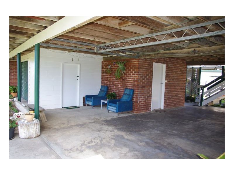 3 Ocean Parade, Manning Point NSW 2430