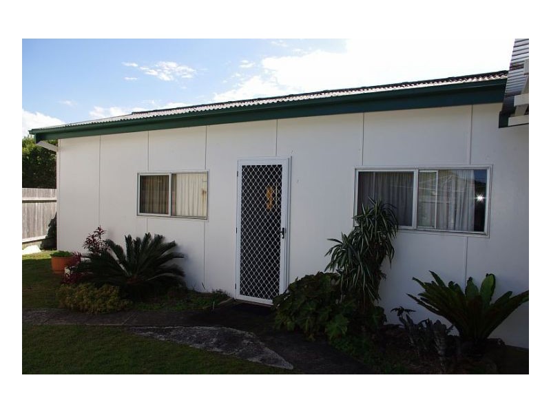 3 Ocean Parade, Manning Point NSW 2430