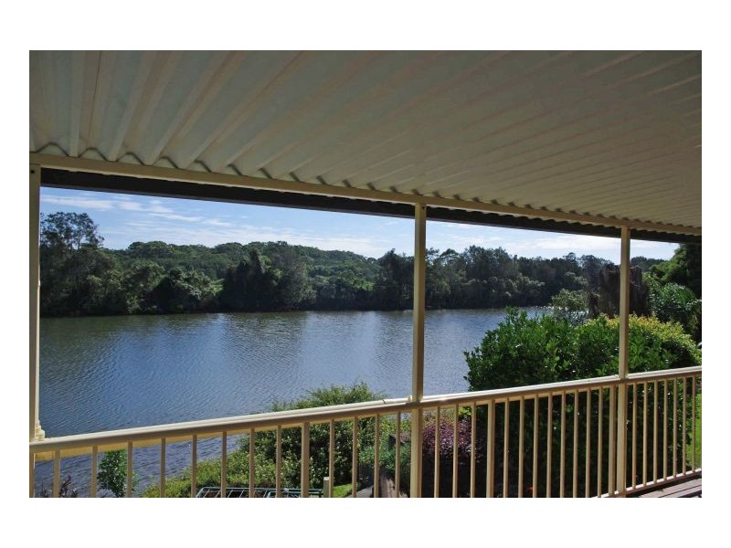 154 Waterman Street, Old Bar NSW 2430