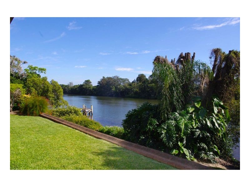 154 Waterman Street, Old Bar NSW 2430