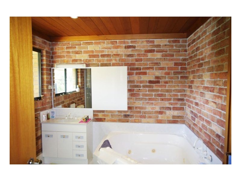 154 Waterman Street, Old Bar NSW 2430