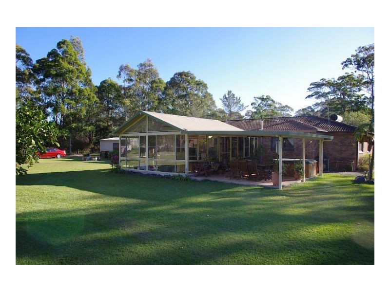 5 Kolinda Drive, Old Bar NSW 2430