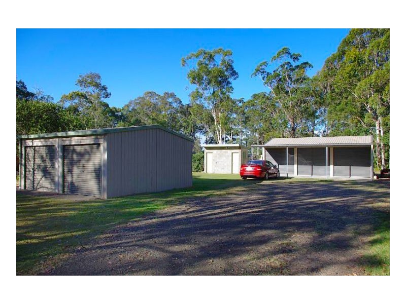 5 Kolinda Drive, Old Bar NSW 2430