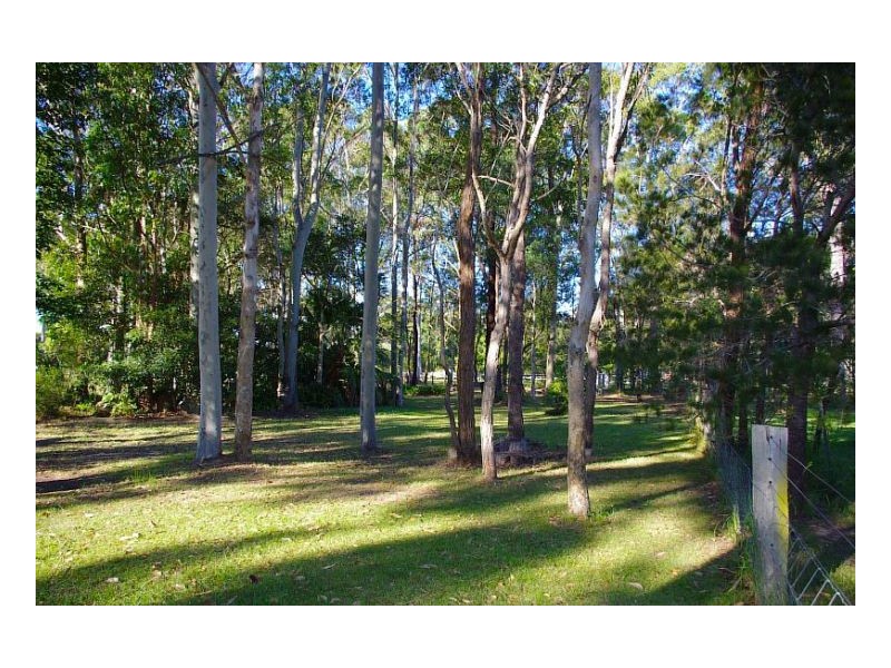 5 Kolinda Drive, Old Bar NSW 2430