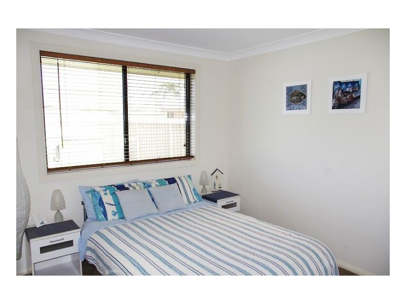 15 Yellowfin Avenue, Old Bar NSW 2430