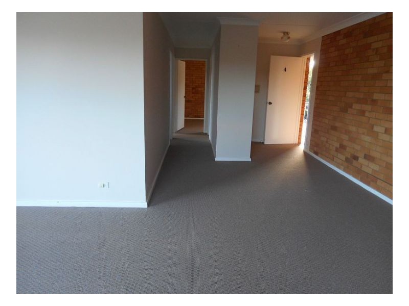 4/55 Old Bar Road, Old Bar NSW 2430