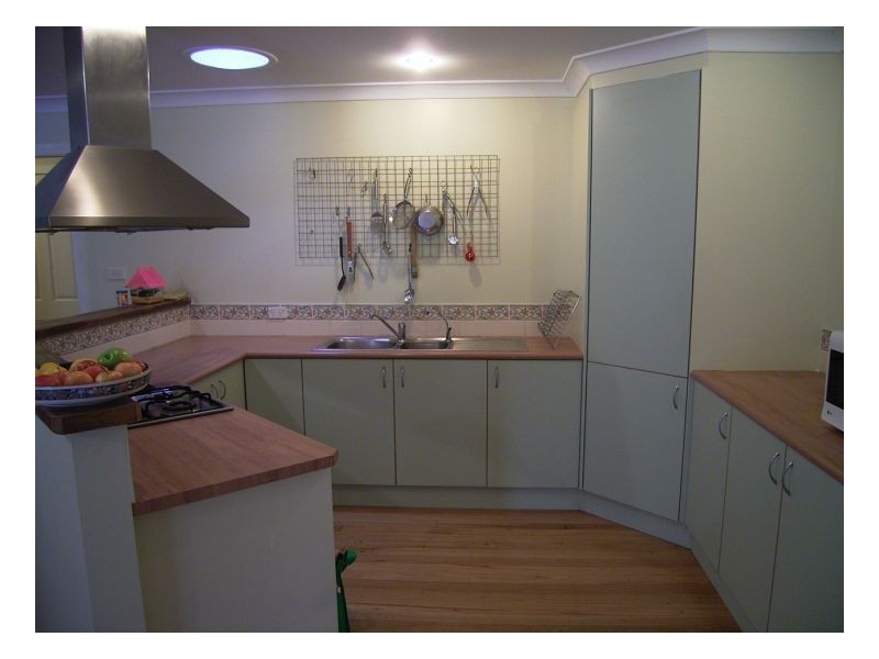 18 South Heron Road, Old Bar NSW 2430