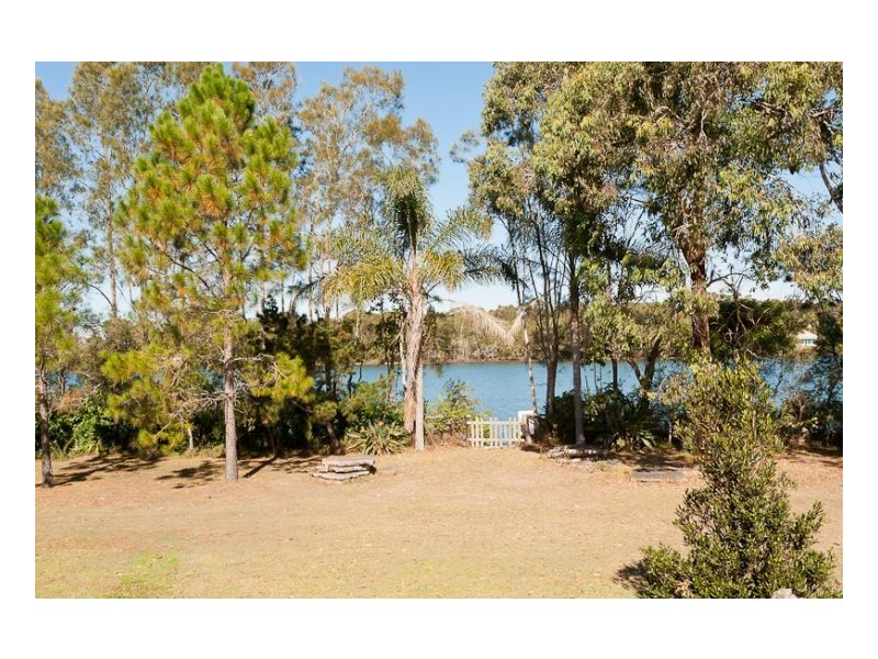 330 Cowans Lane, Oxley Island NSW 2430