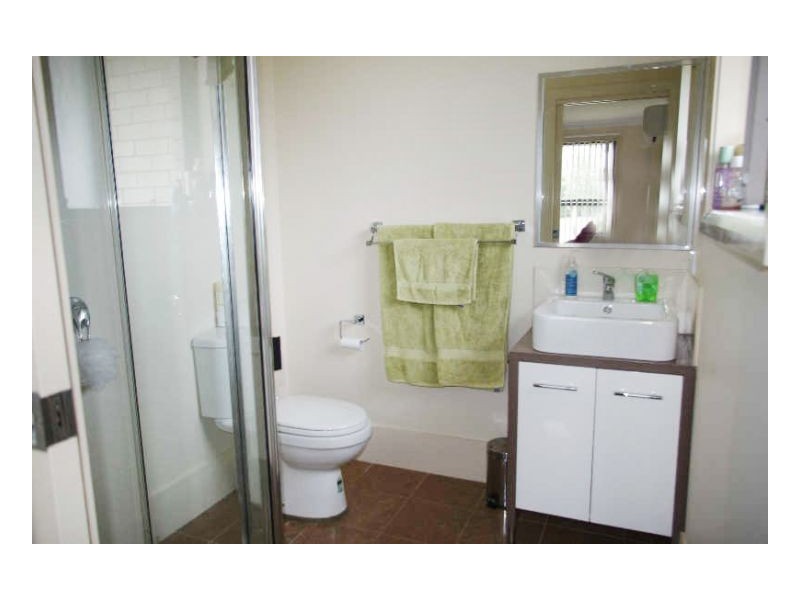 2a Eagle Close, Old Bar NSW 2430