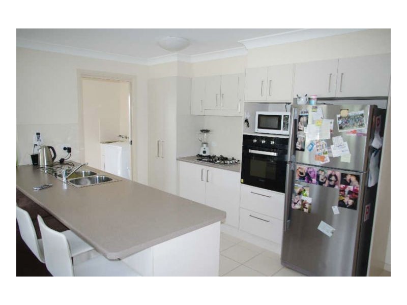 2a Eagle Close, Old Bar NSW 2430