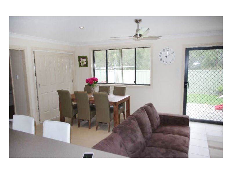 2a Eagle Close, Old Bar NSW 2430