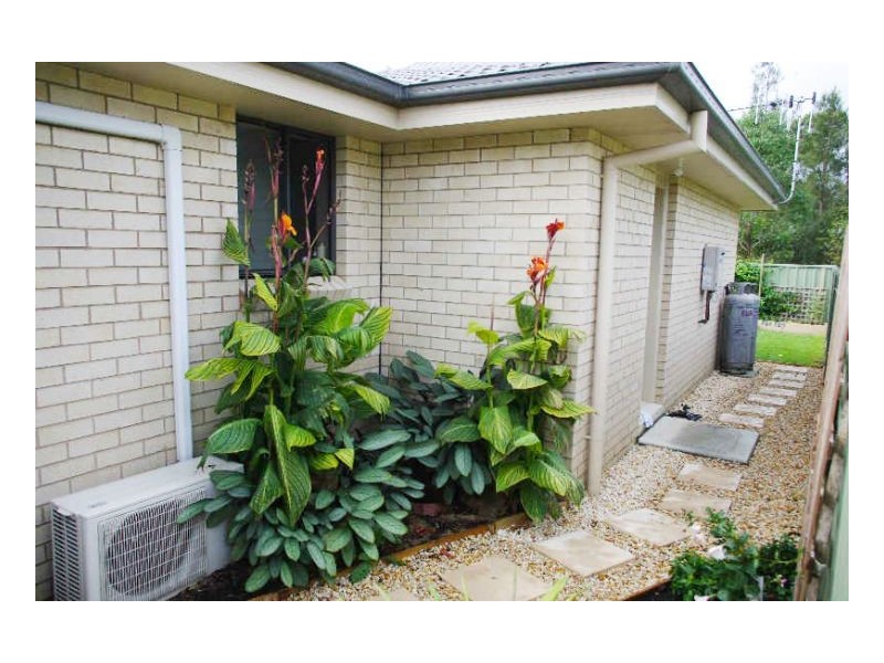 2a Eagle Close, Old Bar NSW 2430