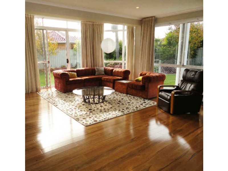 11 Laurina Close, Old Bar NSW 2430