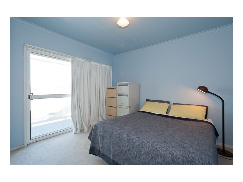11 Laurina Close, Old Bar NSW 2430