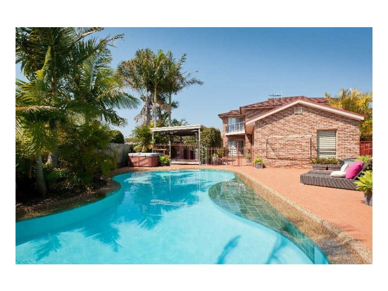 3 Kamala Close, Old Bar NSW 2430