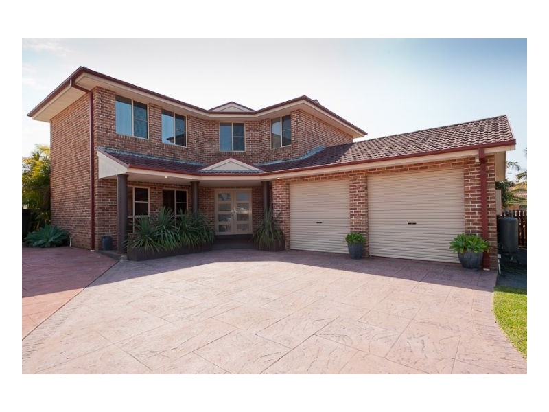 3 Kamala Close, Old Bar NSW 2430