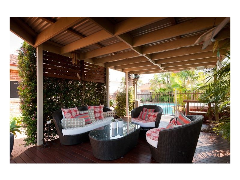 3 Kamala Close, Old Bar NSW 2430