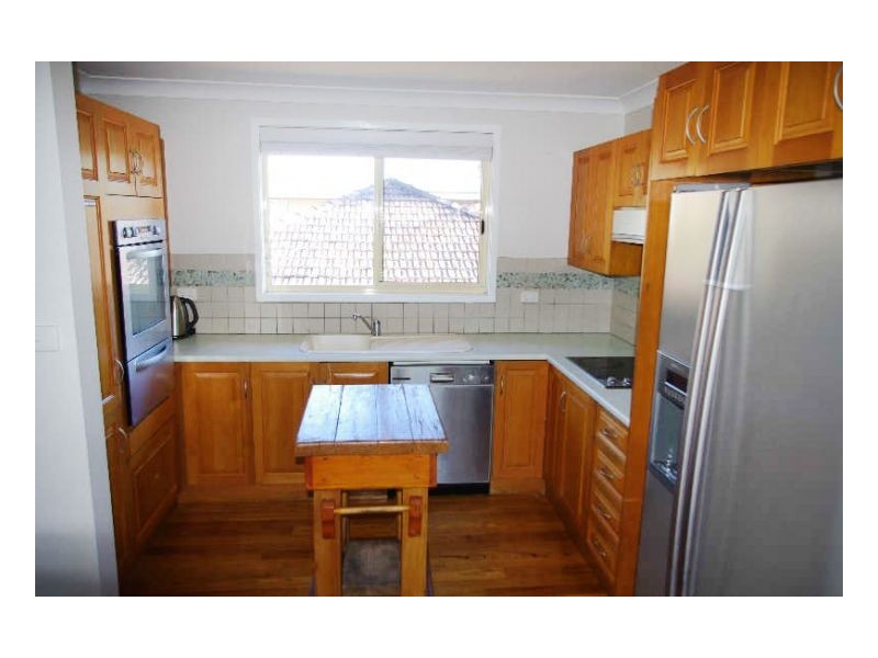 28 Hall Street, Old Bar NSW 2430