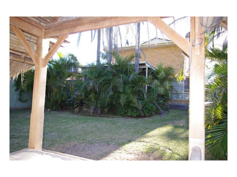 28 Hall Street, Old Bar NSW 2430