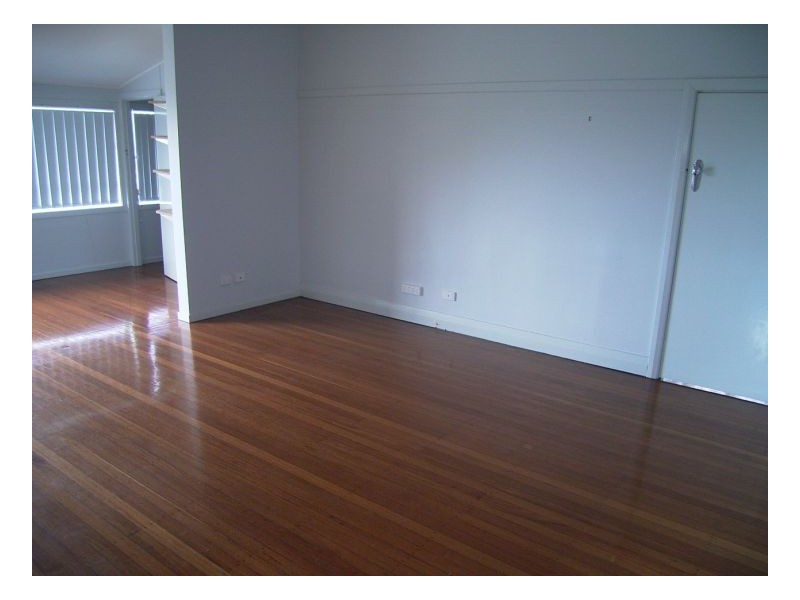 1 Lewis Street, Old Bar NSW 2430