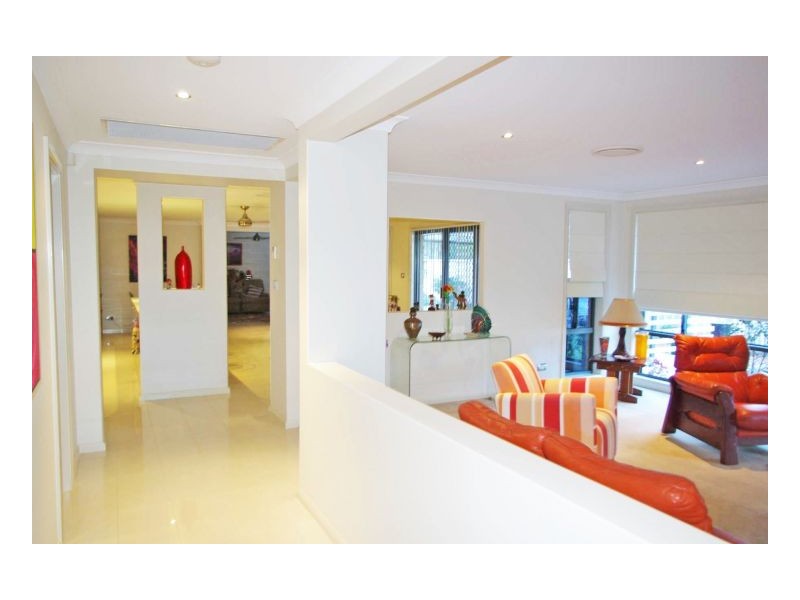 37 Albatross Way, Old Bar NSW 2430