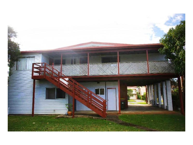16 Old Bar Road, Old Bar NSW 2430