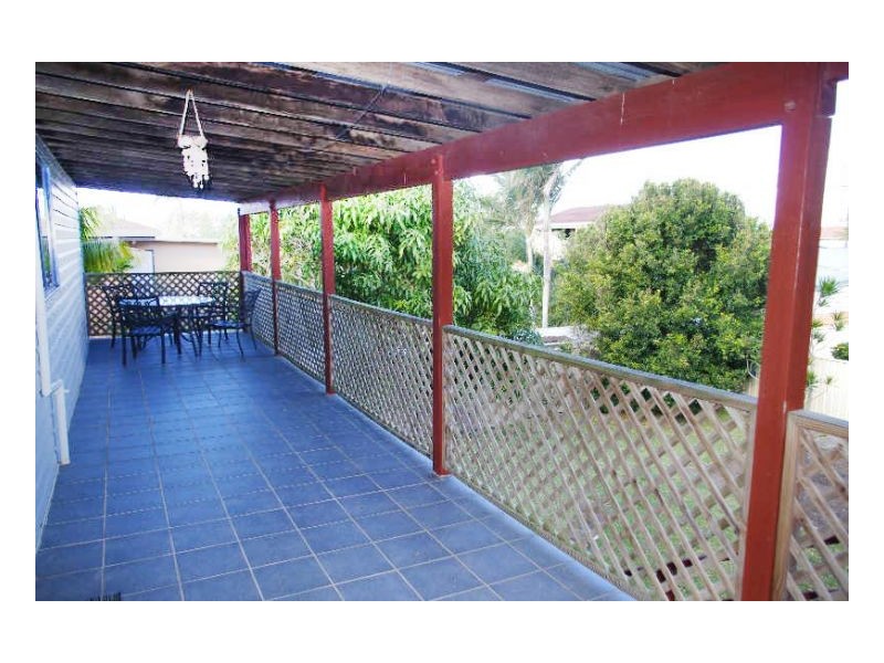 16 Old Bar Road, Old Bar NSW 2430