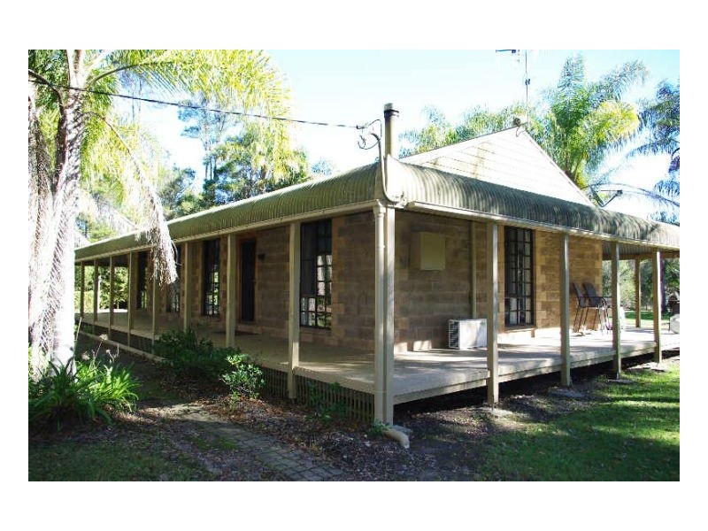 91 Manning Point Road, Old Bar NSW 2430