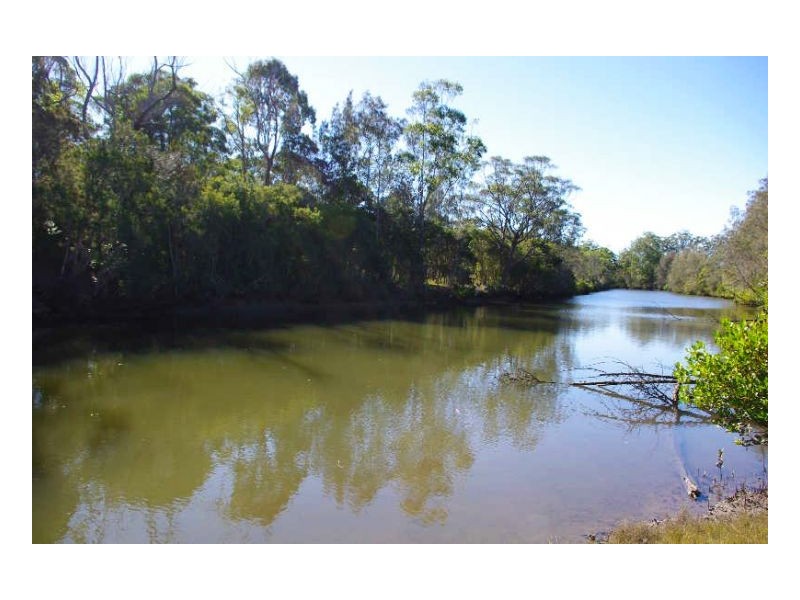 91 Manning Point Road, Old Bar NSW 2430