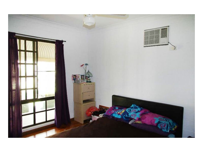 91 Manning Point Road, Old Bar NSW 2430