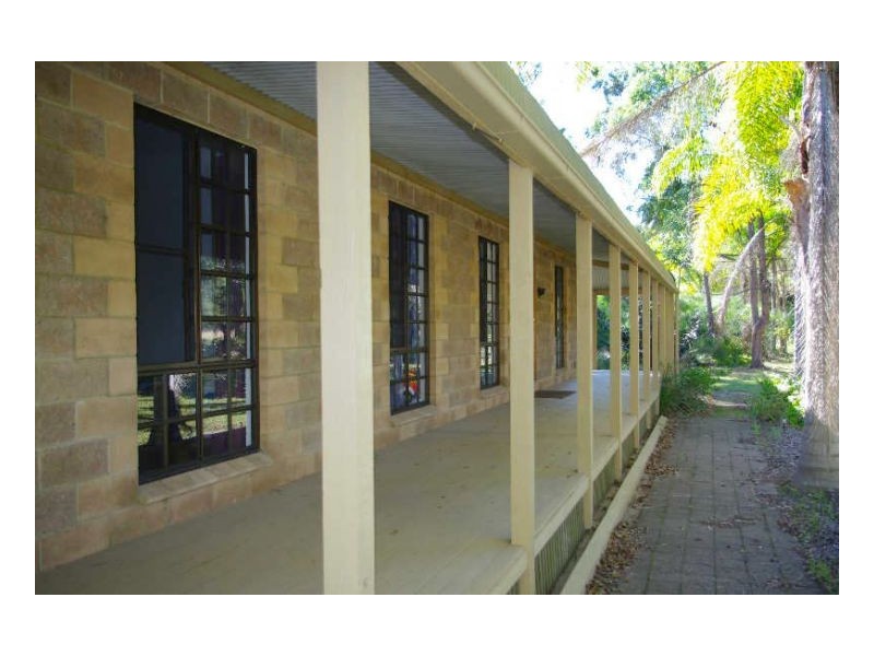 91 Manning Point Road, Old Bar NSW 2430