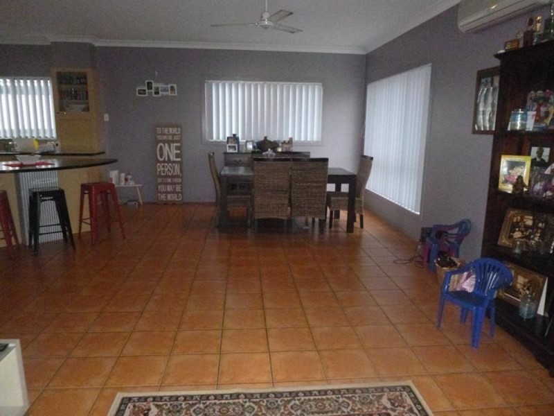 12 Rosier Place, Old Bar NSW 2430