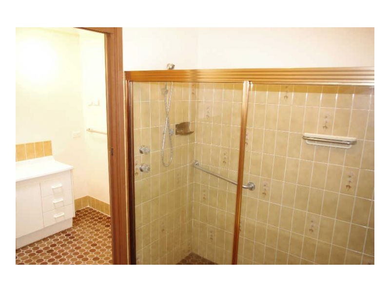 1 Richardson Street, Old Bar NSW 2430