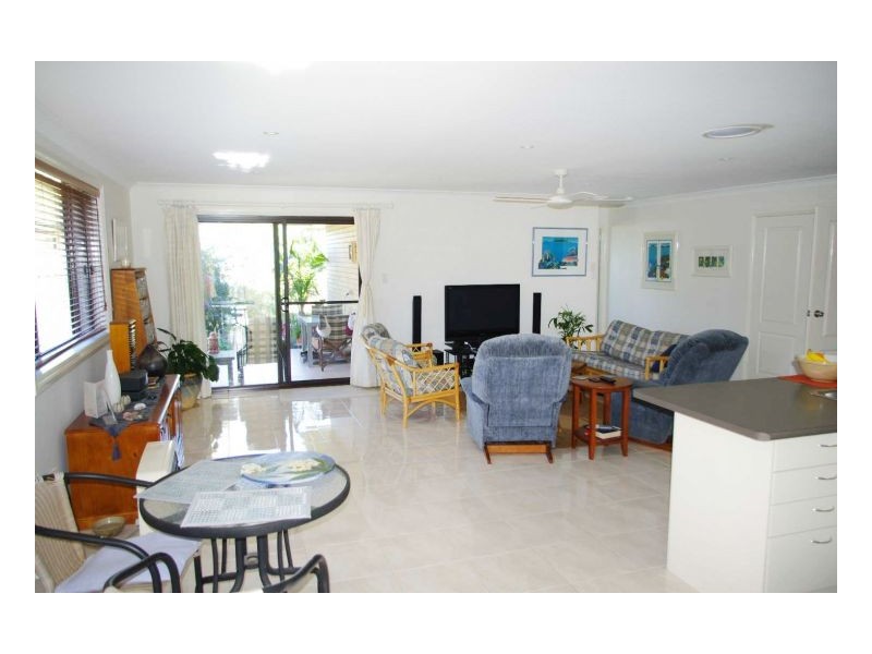 49 Bluehaven Drive, Old Bar NSW 2430