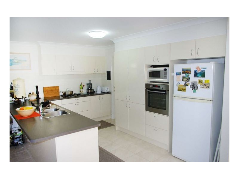 49 Bluehaven Drive, Old Bar NSW 2430