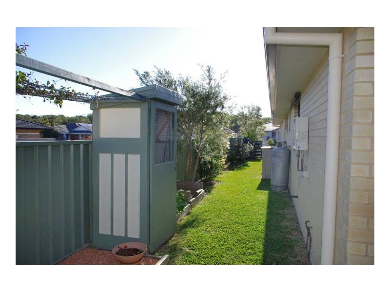 49 Bluehaven Drive, Old Bar NSW 2430