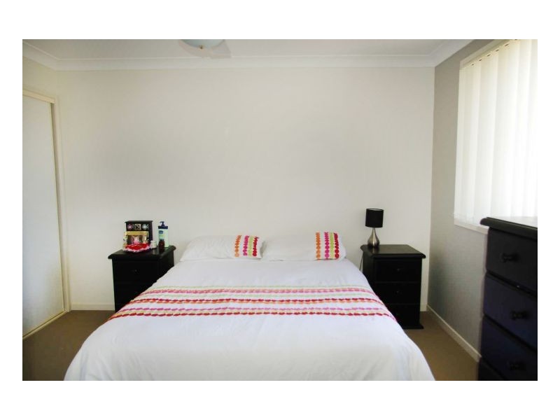 4/12 Connell Street, Old Bar NSW 2430