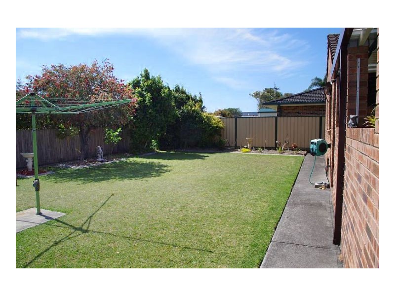 15 Cross Street, Old Bar NSW 2430