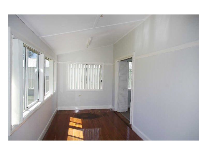 7 Nicoll Street, Taree NSW 2430