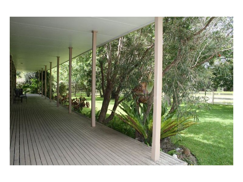 139 Manning Point Road, Old Bar NSW 2430