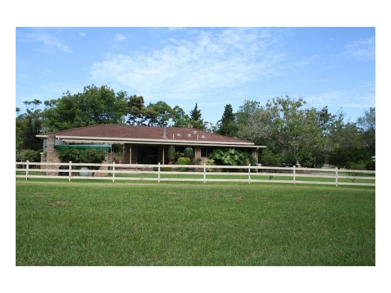 139 Manning Point Road, Old Bar NSW 2430